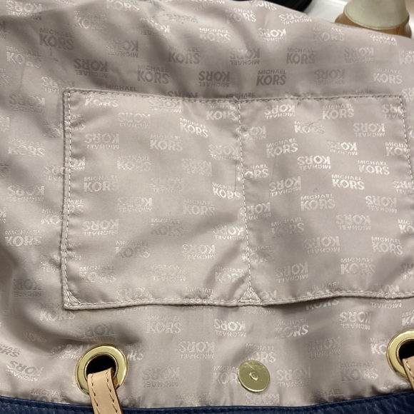 Michael Kors Handbag - Picture 5 of 12